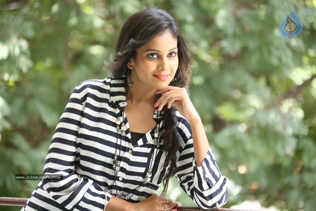 Chandini Latest Pics - 60 / 122 photos