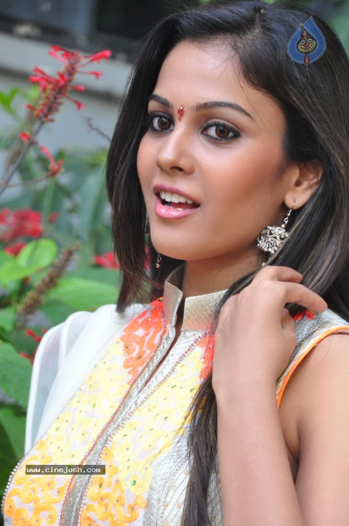 Chandini Latest Stills - 53 / 70 photos