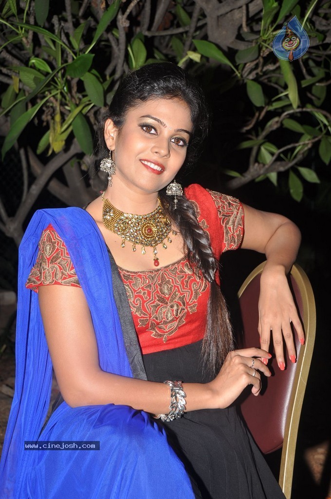 Chandini Stills - 35 / 99 photos