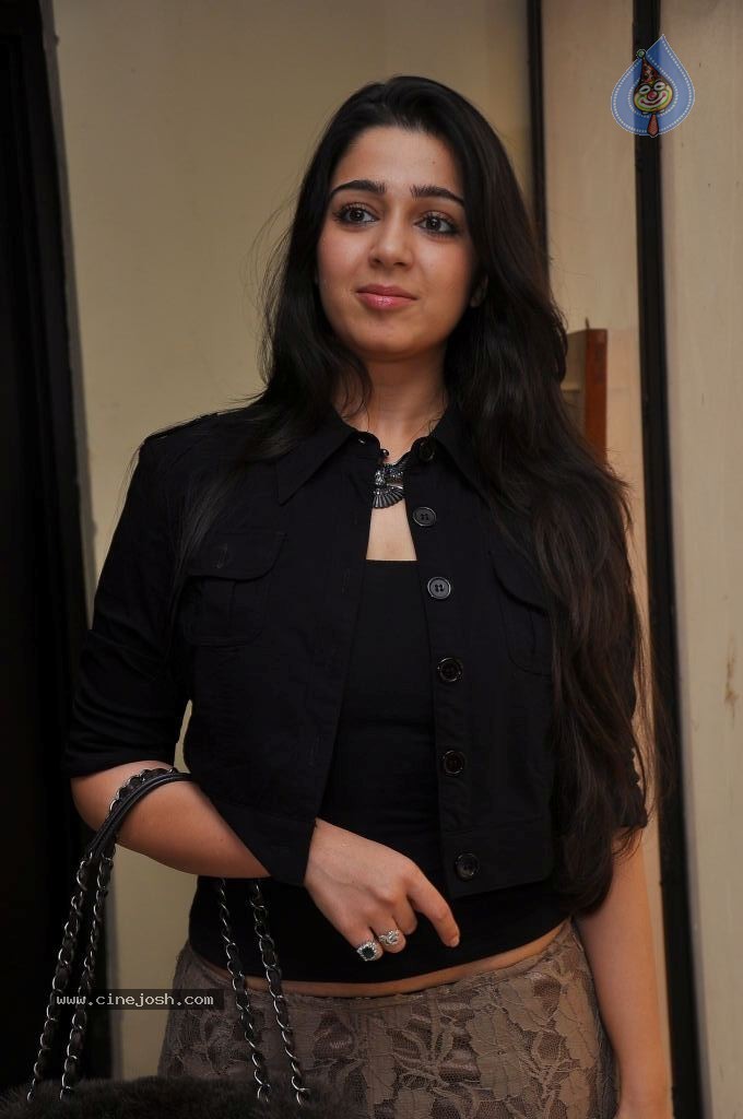 Charmi Latest Images - 9 / 37 photos