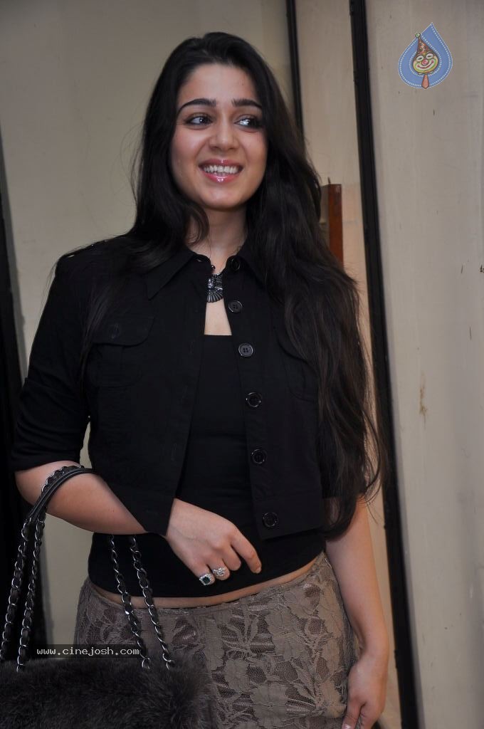 Charmi Latest Images - 10 / 37 photos