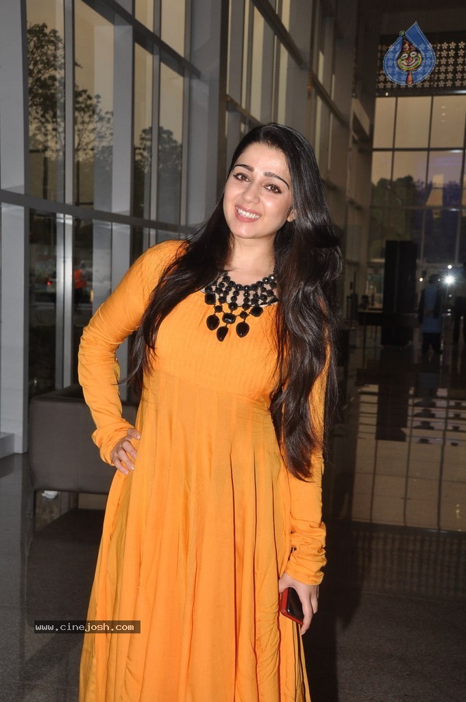 Charmi Latest Pics - 16 / 59 photos