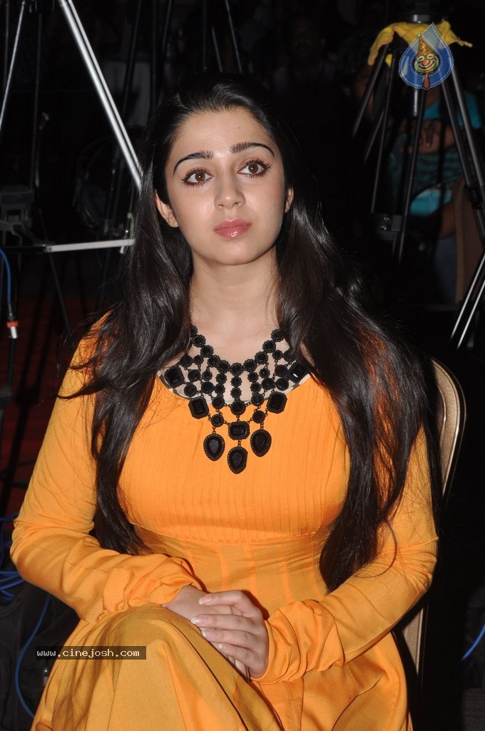 Charmi Latest Pics - 23 / 59 photos