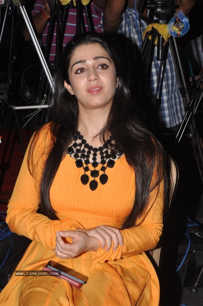 Charmi Latest Pics - 26 / 59 photos