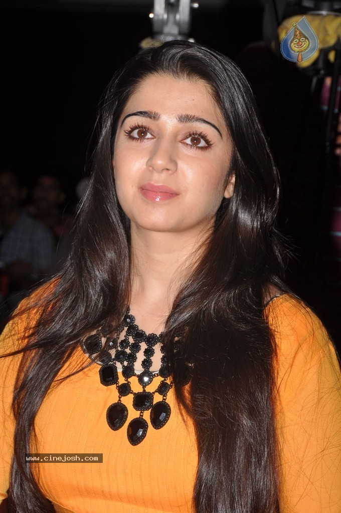 Charmi Latest Pics - 29 / 59 photos