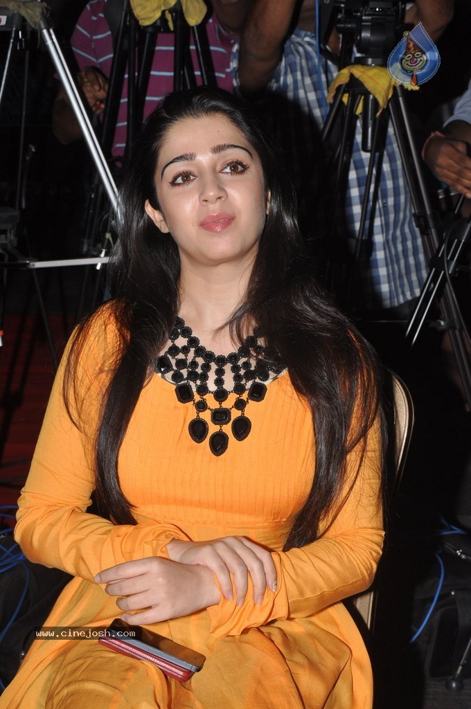 Charmi Latest Pics - 30 / 59 photos