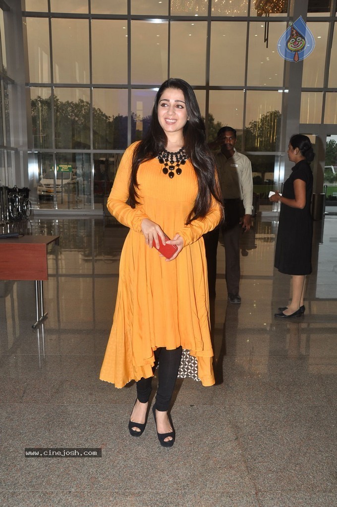 Charmi Latest Pics - 37 / 59 photos