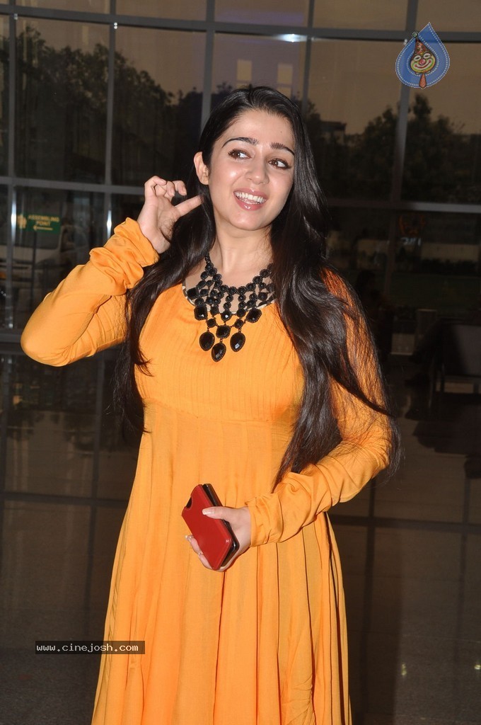 Charmi Latest Pics - 52 / 59 photos