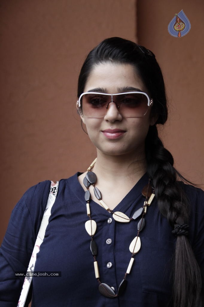 Charmi Latest Pics - 35 / 105 photos