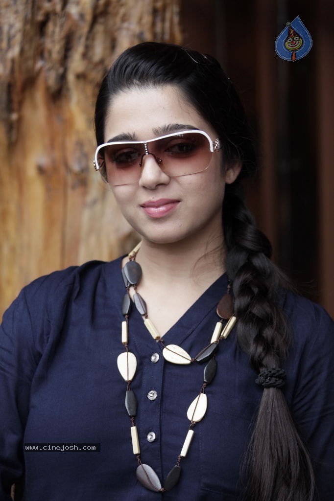 Charmi Latest Pics - 70 / 105 photos