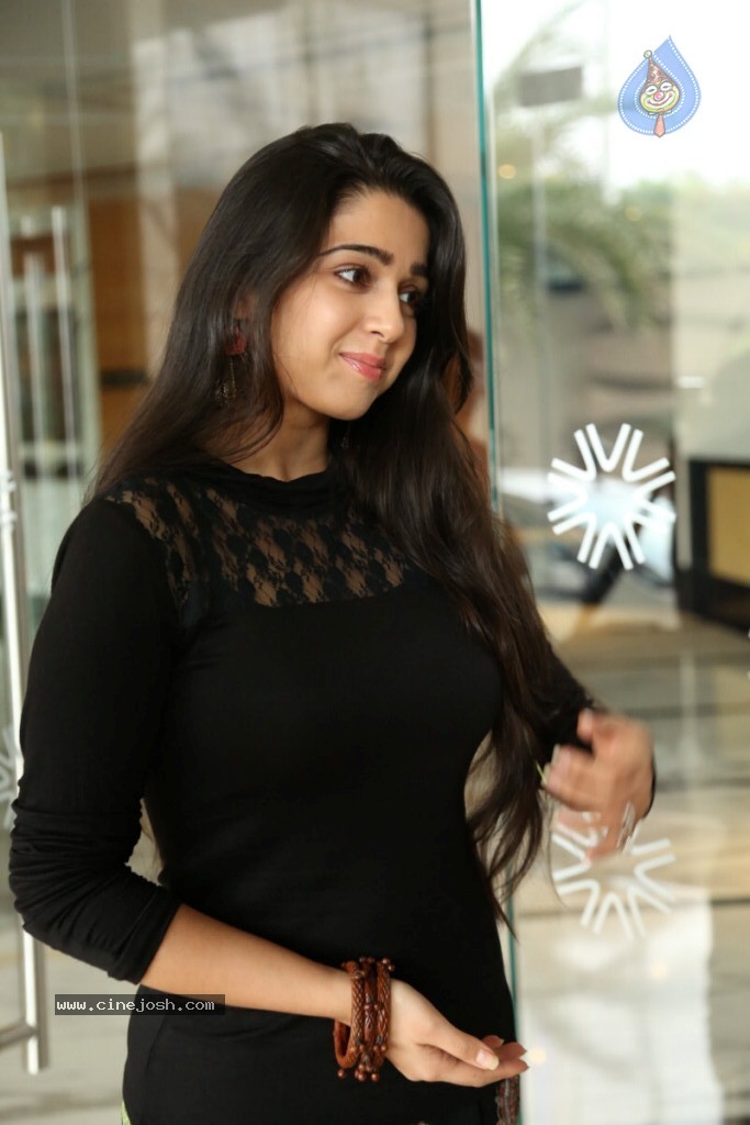 Charmi Latest Stills - 13 / 50 photos