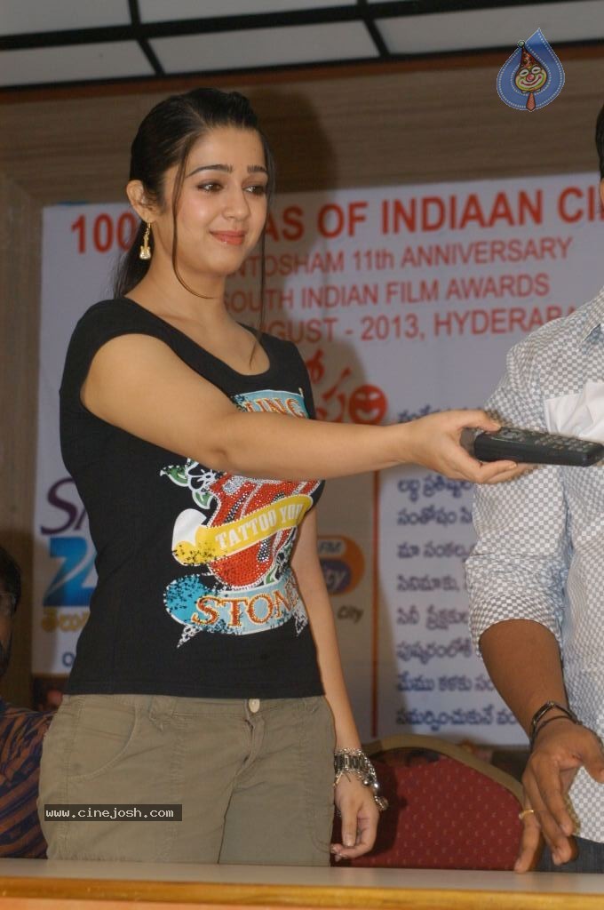 Charmi New Pics - 27 / 67 photos