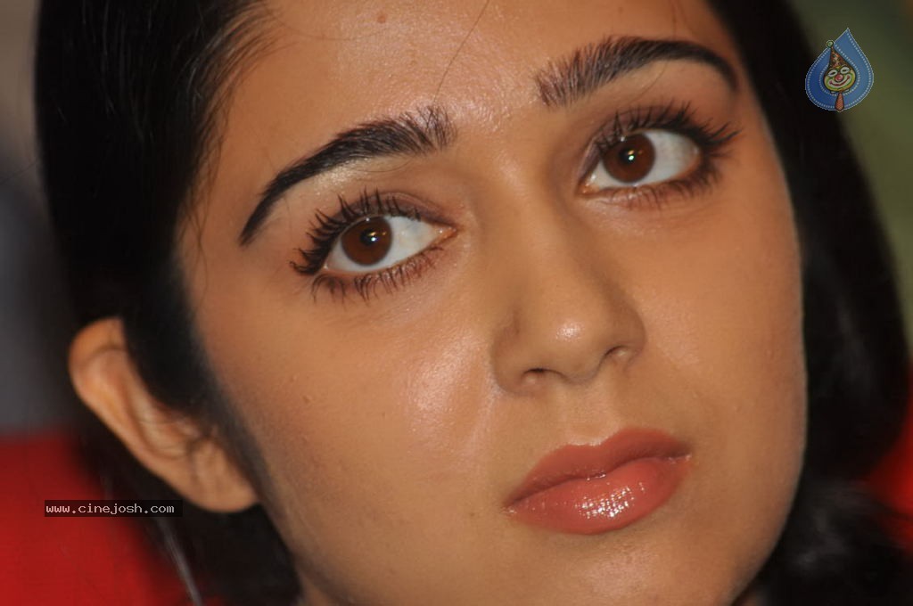 Charmi New Stills - 26 / 92 photos