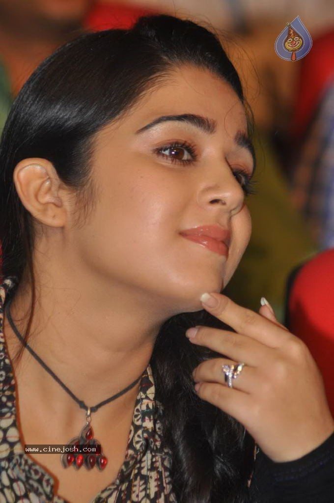 Charmi New Stills - 39 / 92 photos