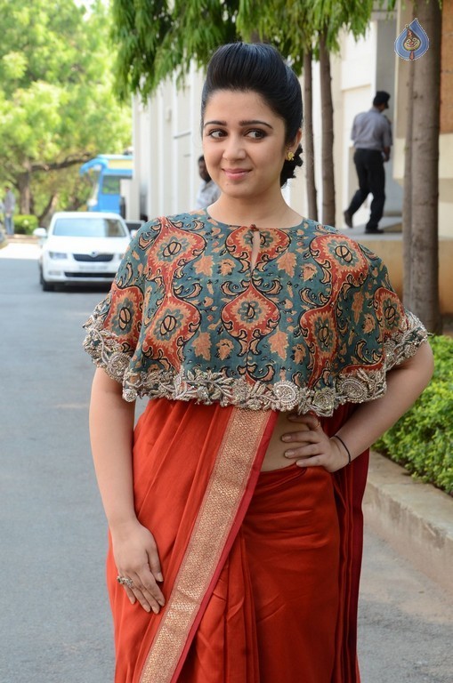 Charmy Kaur Photos - 6 / 61 photos