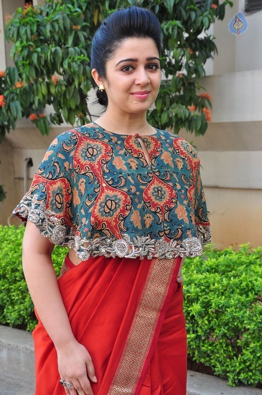 Charmy Kaur Photos - 9 / 61 photos