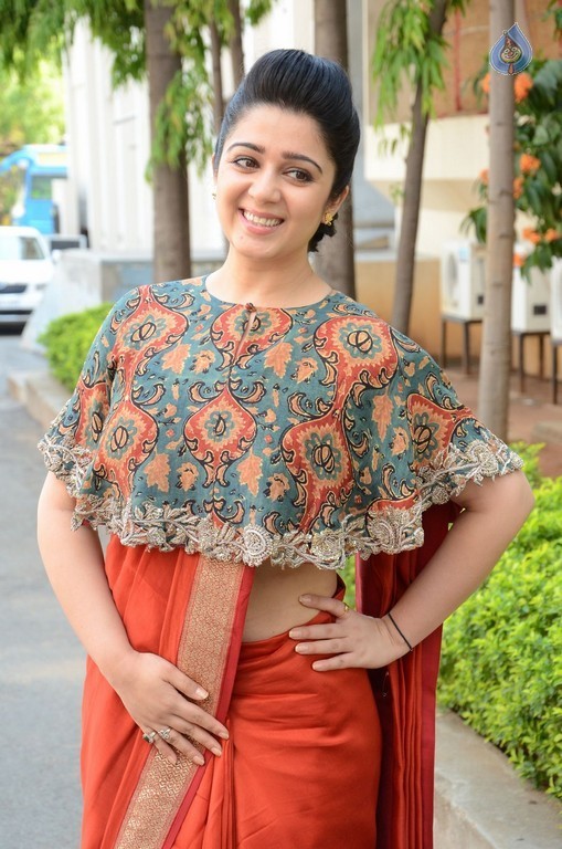 Charmy Kaur Photos - 11 / 61 photos