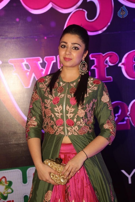 Charmy Kaur Photos - 23 / 39 photos