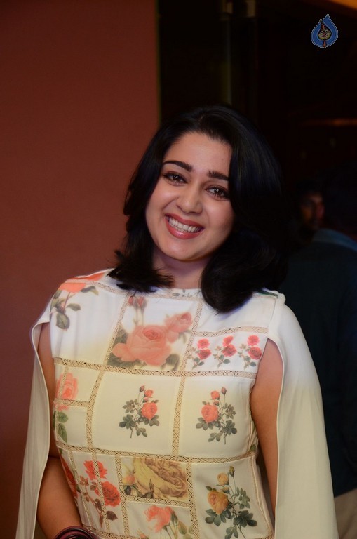 Charmy Kaur Photos - 4 / 36 photos