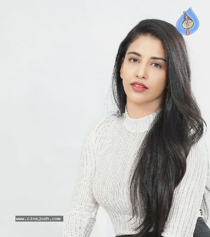 Daksha Nagarkar Stills - 1 / 9 photos