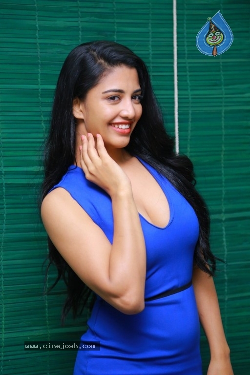 Daksha Nagarkar Stills - 19 / 19 photos