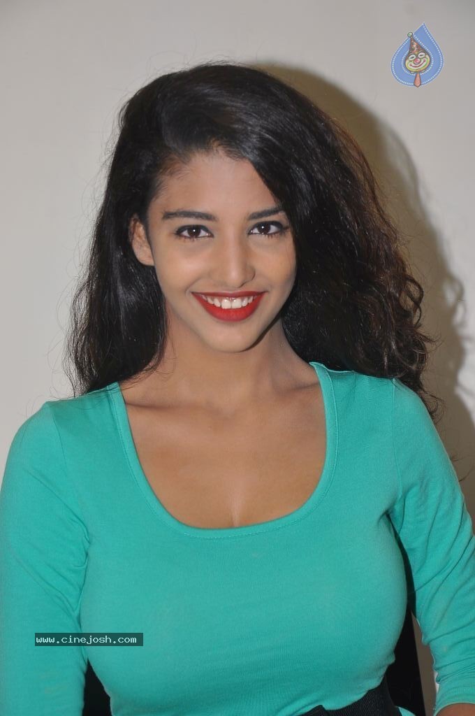 Daksha Nagarkar Stills - 9 / 78 photos