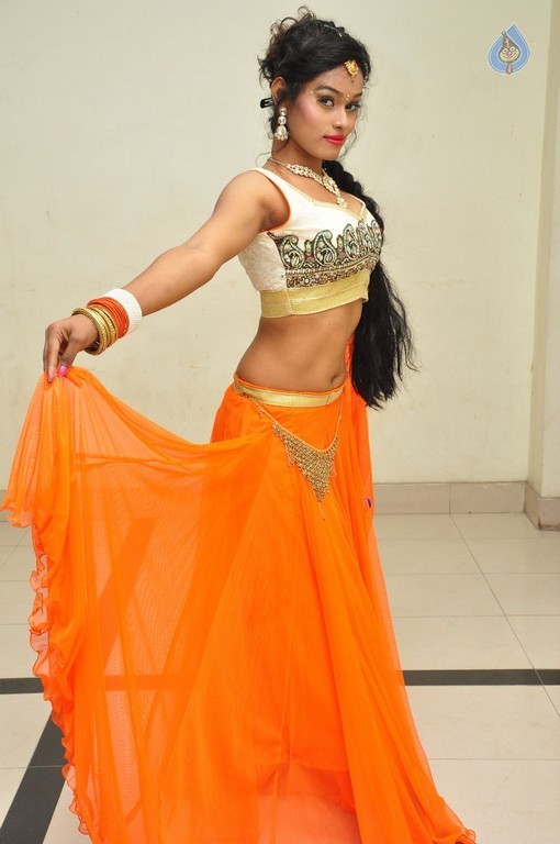 Dancer Nisha Photos - 56 / 57 photos