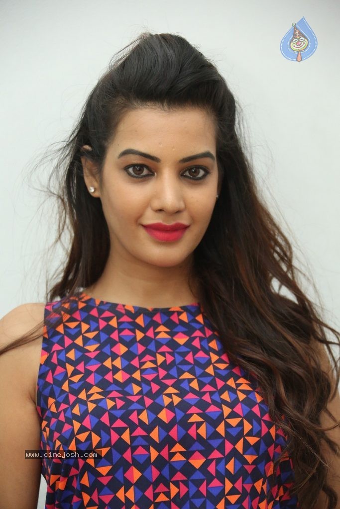 Deeksha Panth Gallery - 93 / 116 photos