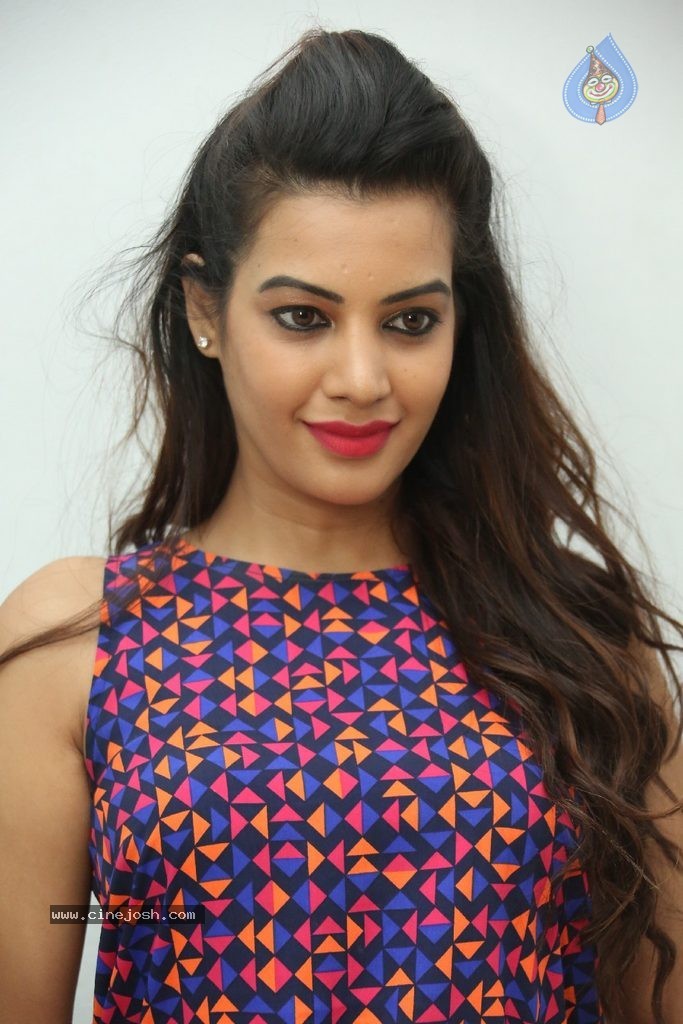 Deeksha Panth Gallery - 114 / 116 photos