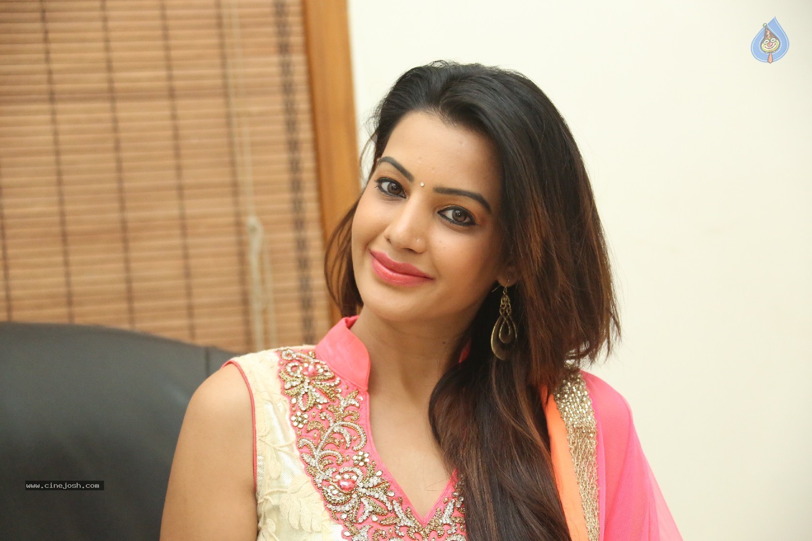 Deeksha Panth Gallery - 1 / 85 photos