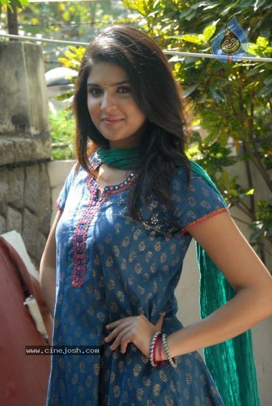 Deeksha Seth Latest Gallery - 68 / 73 photos