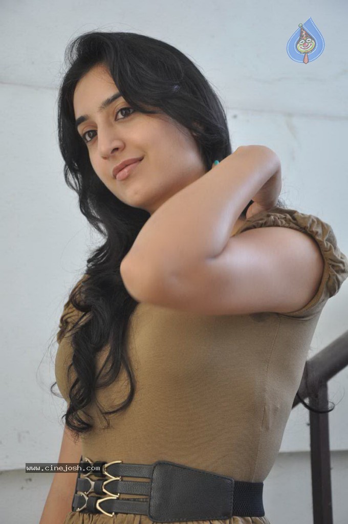 Deekshi Hot Stills - 30 / 66 photos