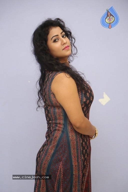 Deepu Naidu Photos - 13 / 34 photos