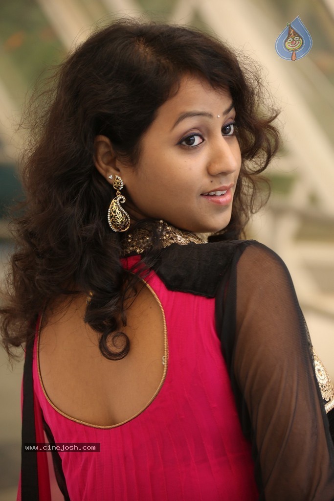 Deepu Naidu Stills - 74 / 116 photos