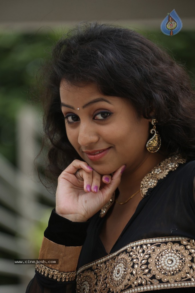 Deepu Naidu Stills - 102 / 116 photos