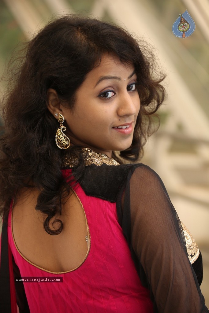 Deepu Naidu Stills - 109 / 116 photos