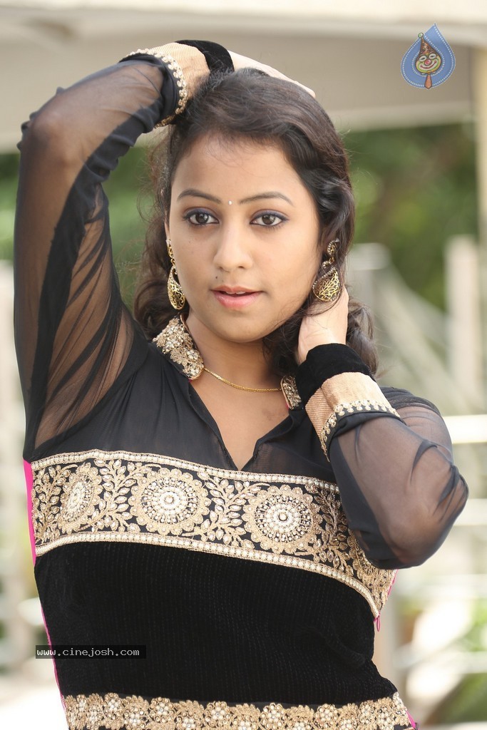 Deepu Naidu Stills - 112 / 116 photos