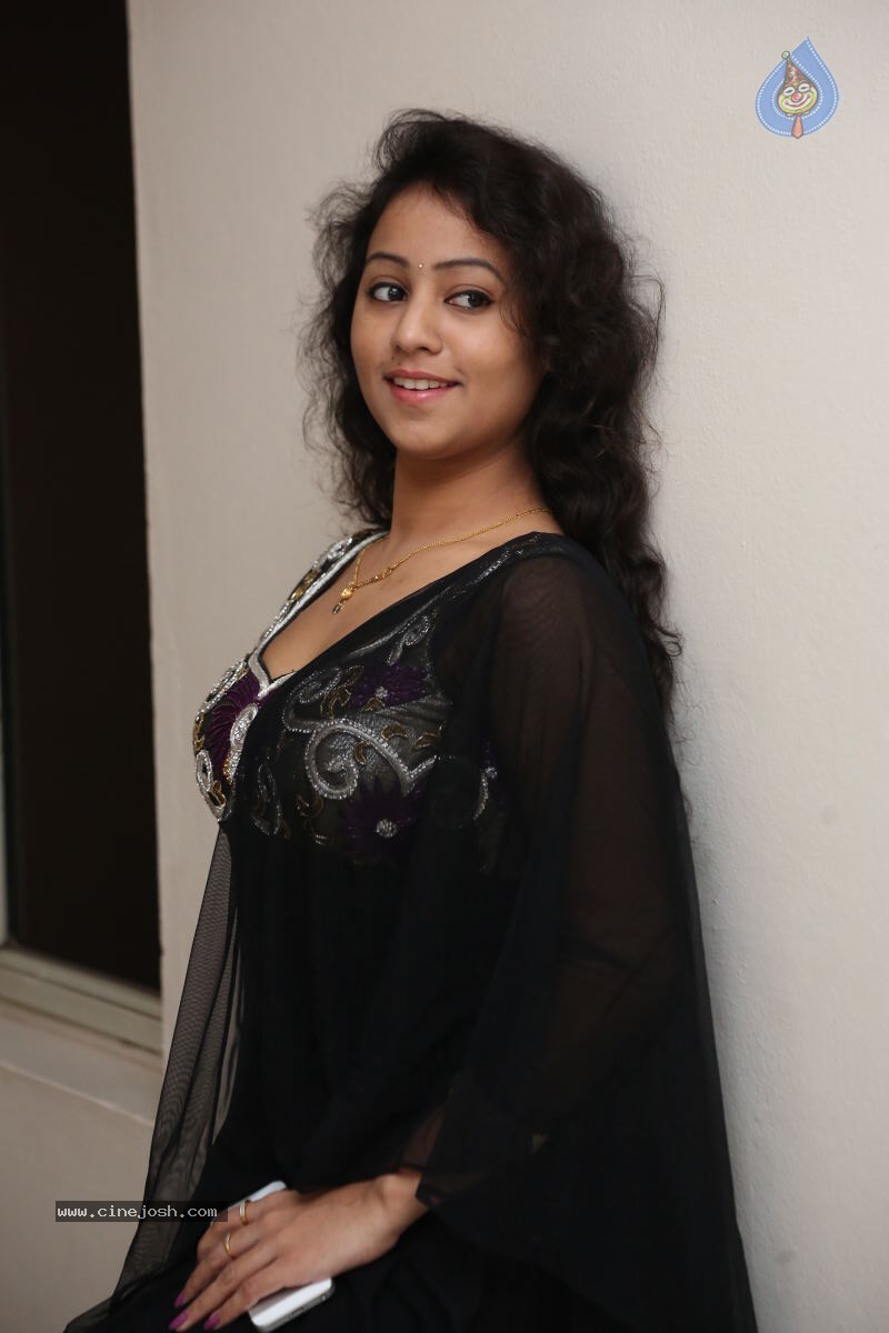 Deepu Stills - 12 / 114 photos