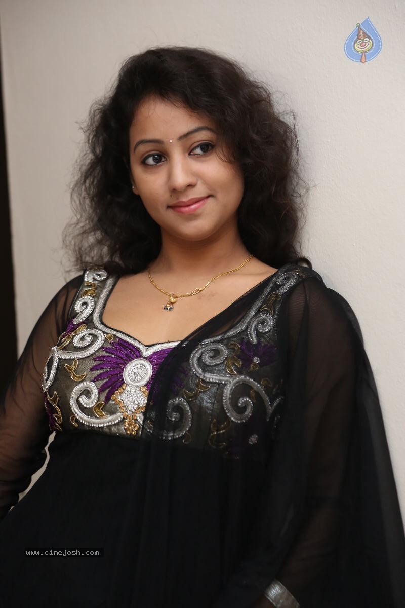 Deepu Stills - 54 / 114 photos