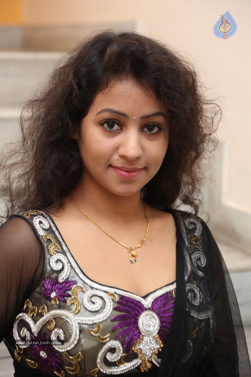 Deepu Stills - 82 / 114 photos