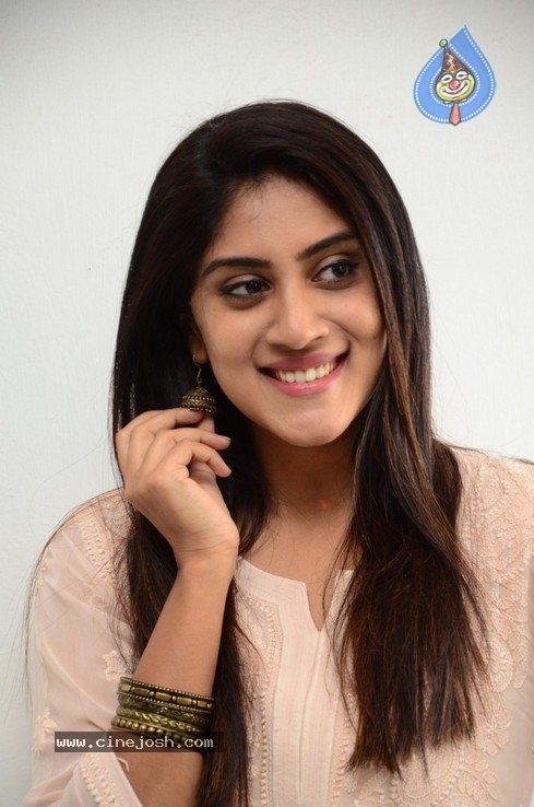 Dhanya Balakrishna Photos - 4 / 21 photos