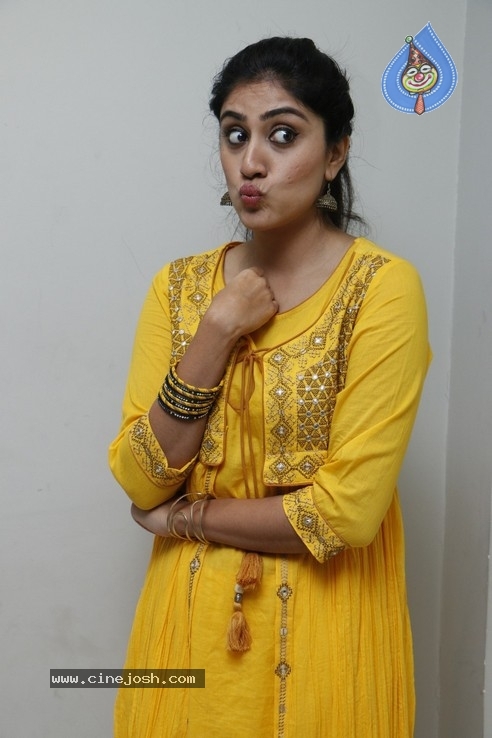 Dhanya Balakrishna Stills - 23 / 37 photos