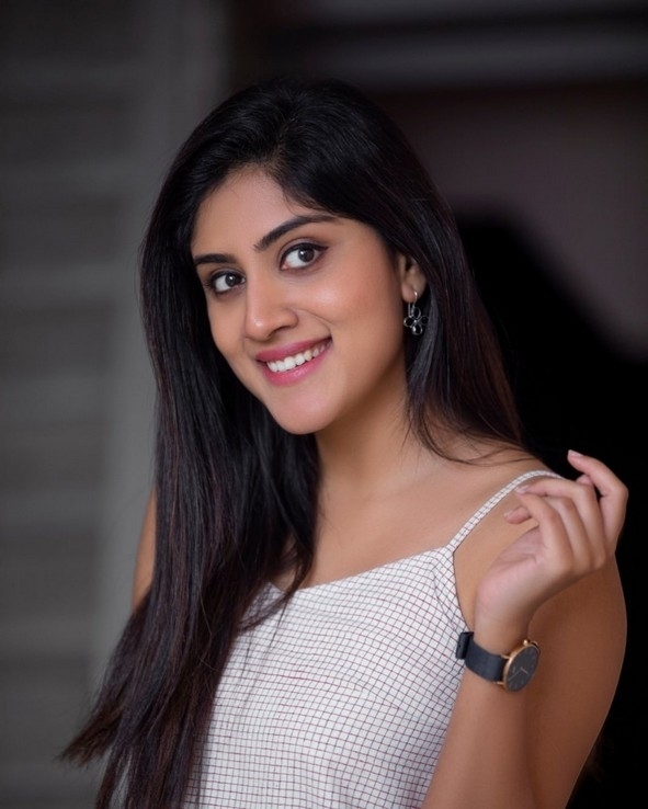 Dhanya Balakrishna Stills - 9 / 13 photos