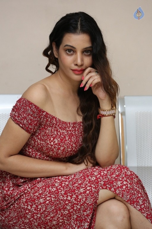 Diksha Panth Stills - 2 / 29 photos