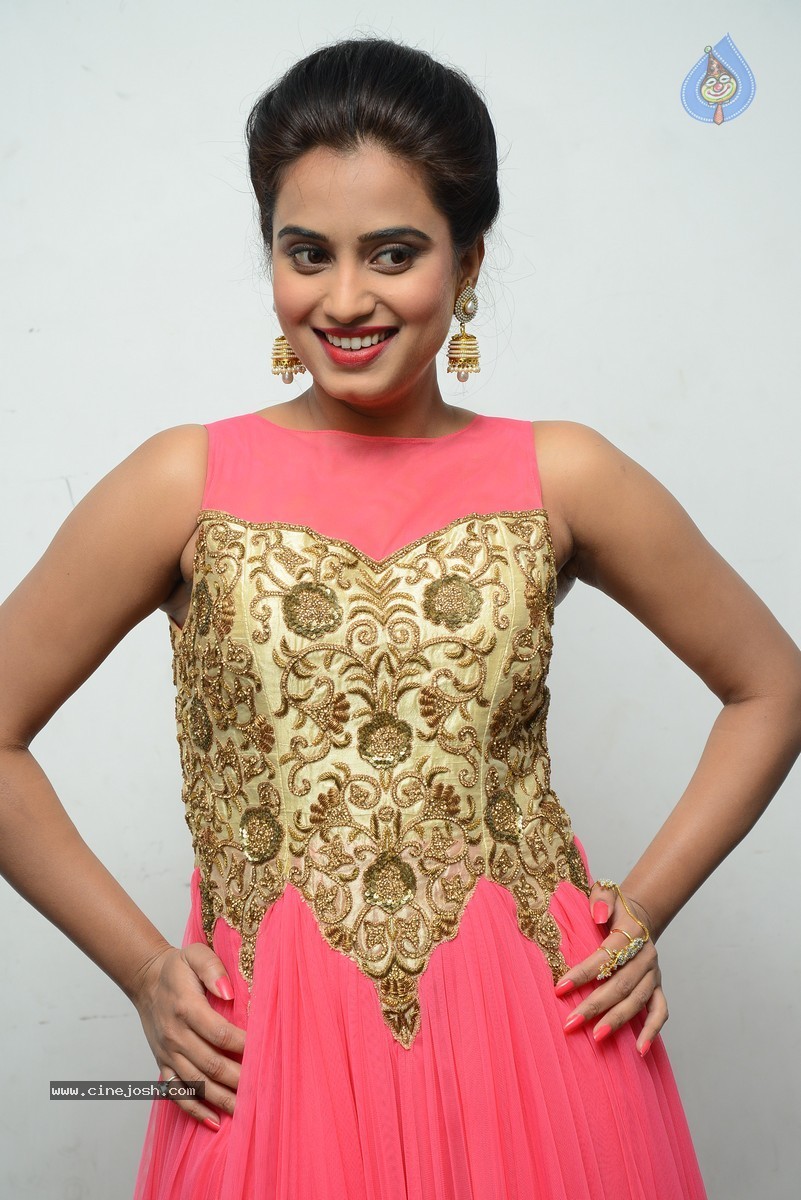 Dimple Chopade Stills - 36 / 66 photos