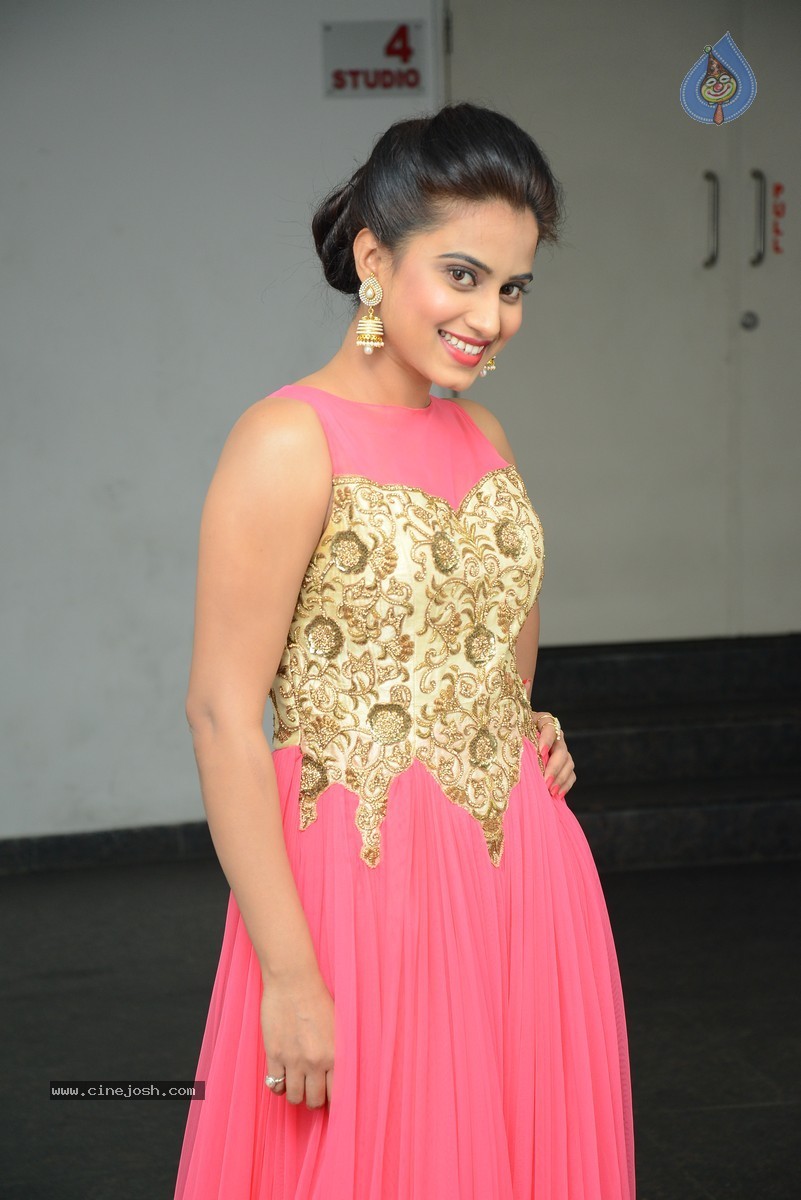 Dimple Chopade Stills - 48 / 66 photos