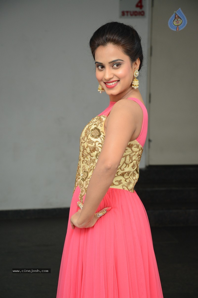 Dimple Chopade Stills - 58 / 66 photos