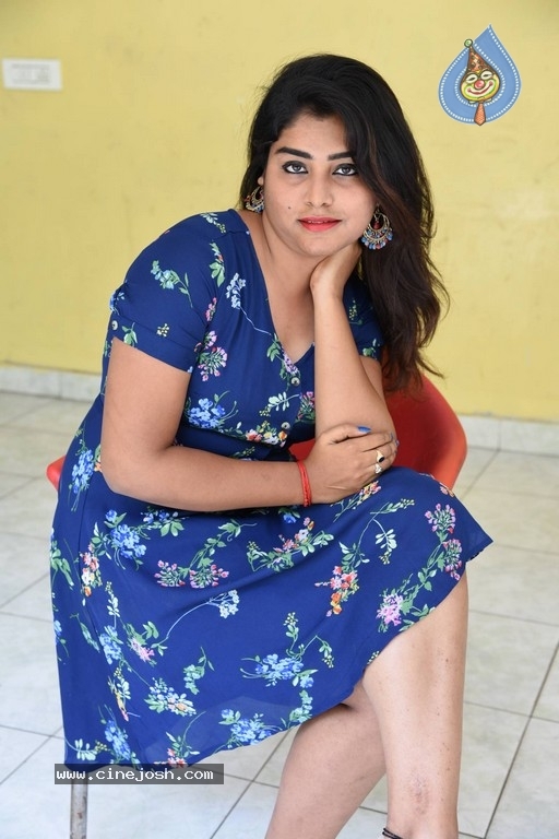 Divya New Gallery - 1 / 17 photos