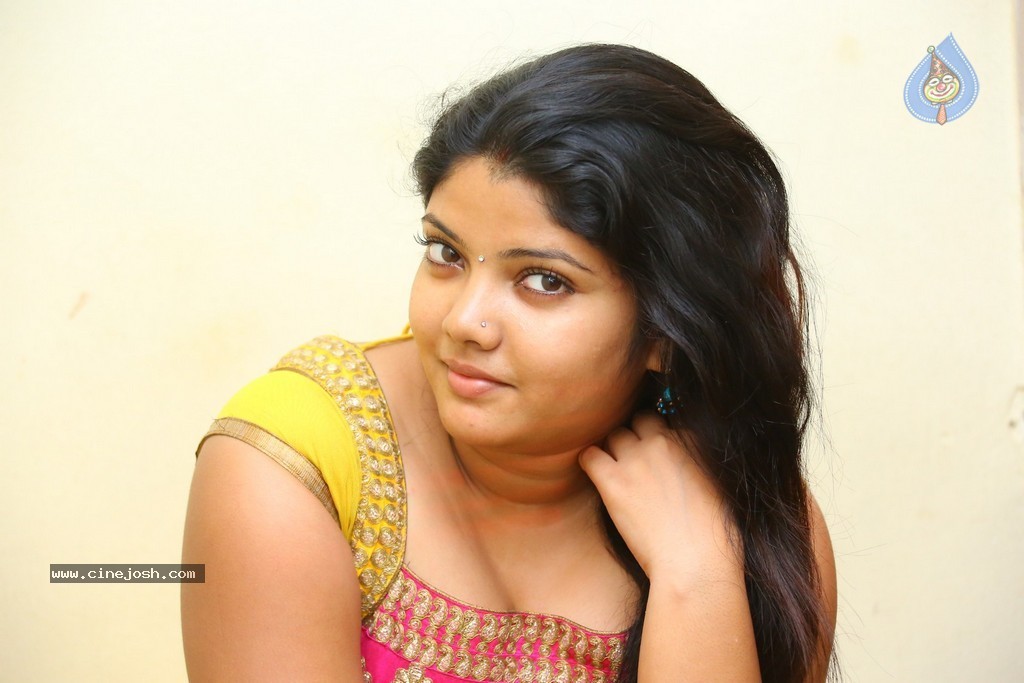 Divya New Gallery - 20 / 75 photos