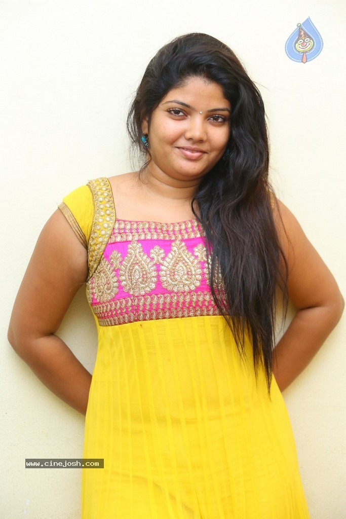 Divya New Gallery - 29 / 75 photos